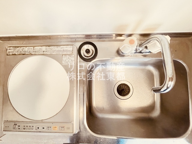 キッチン　火を使わず安心でお掃除も簡単なＩＨコンロ１口付です♪