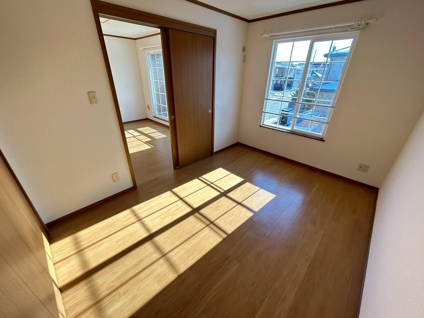 居室・リビング　洋室