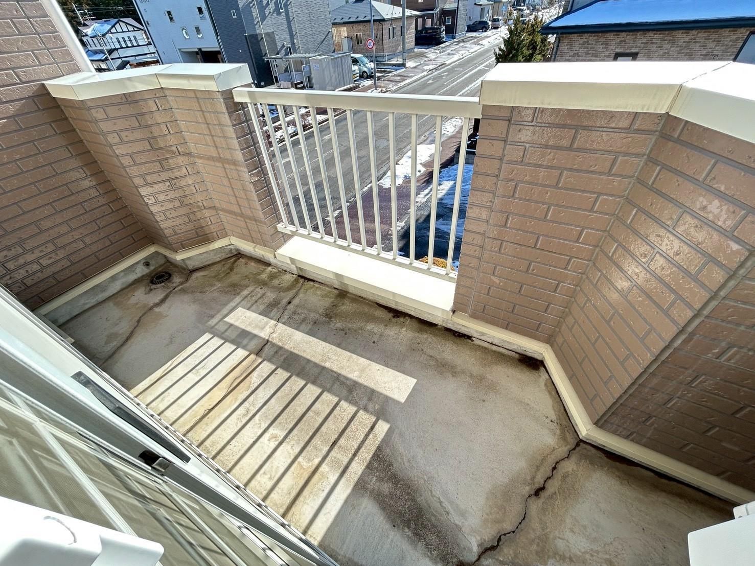 バルコニー　バルコニー