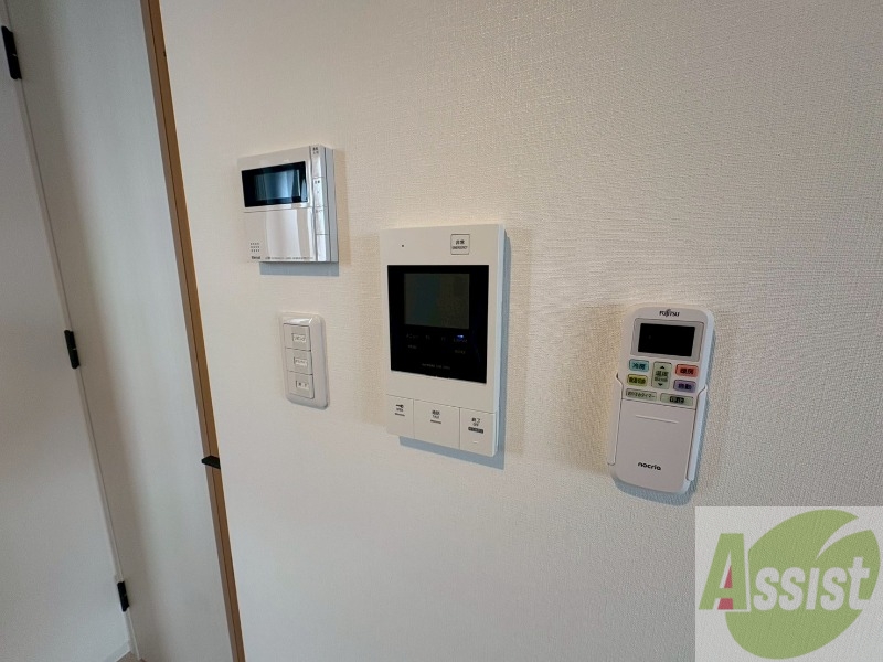 セキュリティ　ＴＶモニター付インターホンです。来客者の顔が見えるので安心！