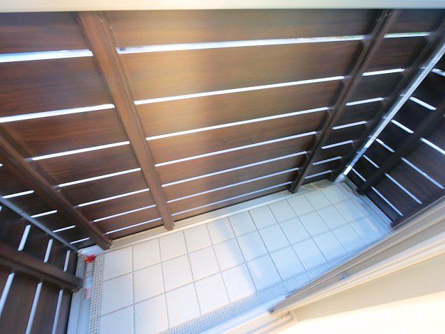 バルコニー　庭