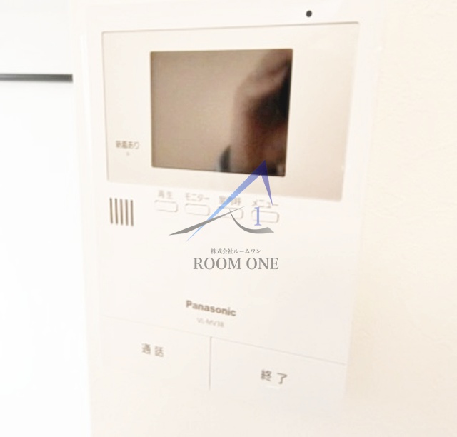 セキュリティ　モニター付きインターホンです。