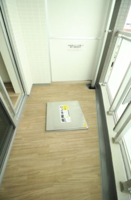 バルコニー　開放的で明るい空間を演出してくれるバルコニーです