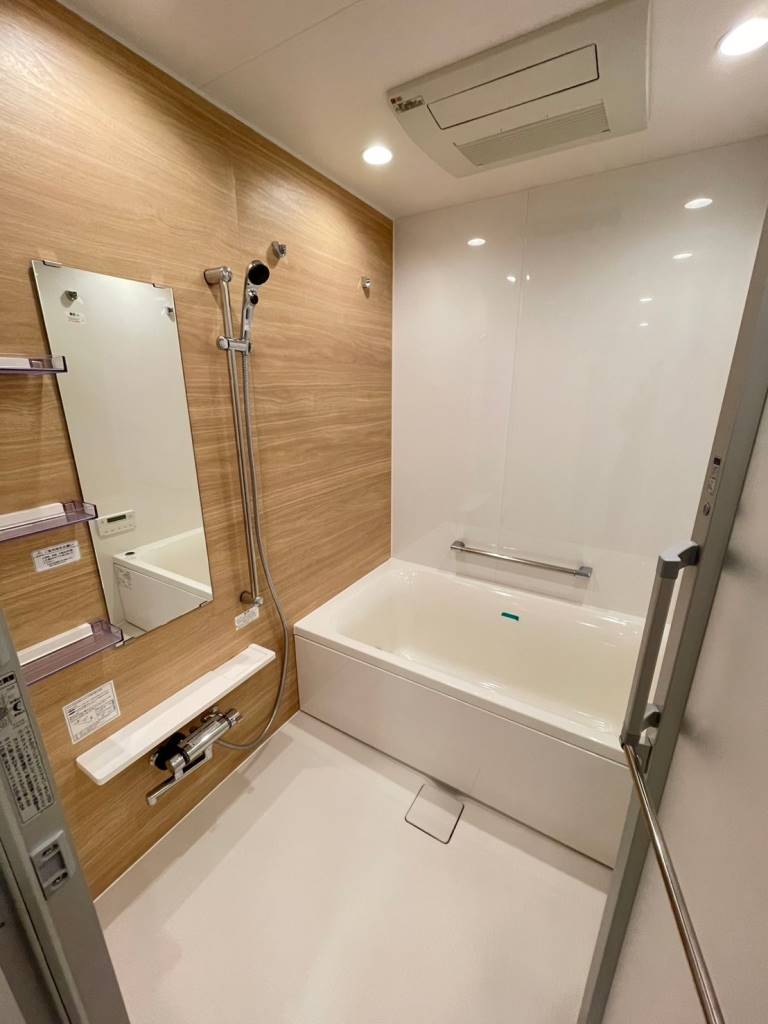 バス・シャワールーム