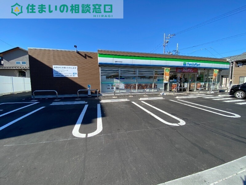 コンビニ　ファミリーマート　碧南中松町店（コンビニ）まで234m