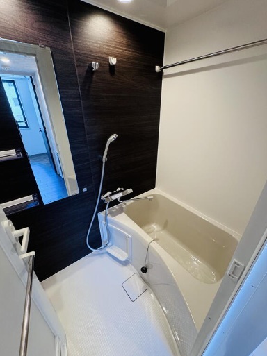 バス・シャワールーム　別部屋参考写真