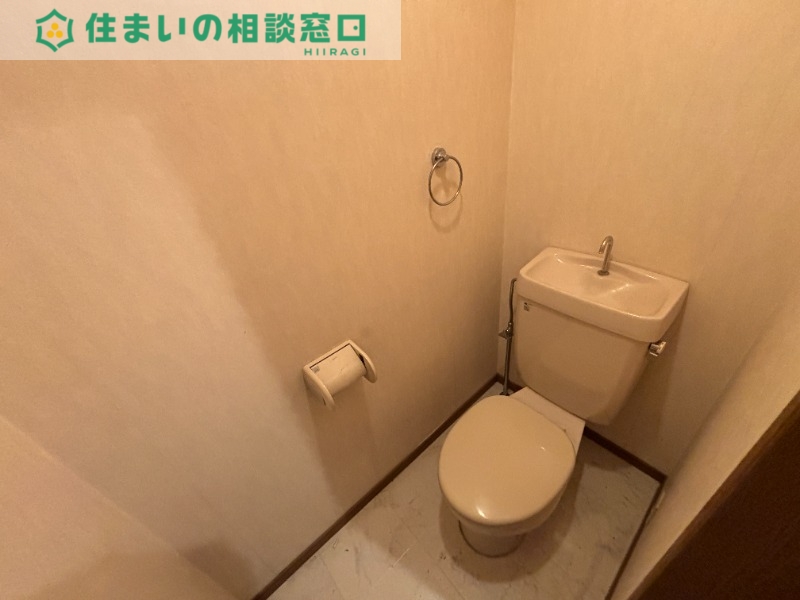 トイレ　同型