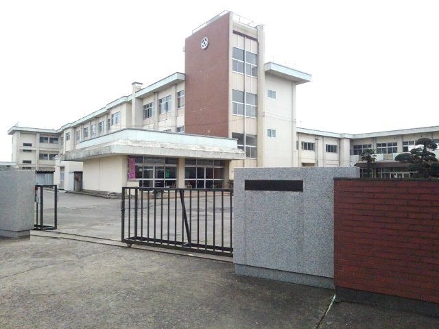 小学校　結城市立結城西小学校（小学校）まで600m