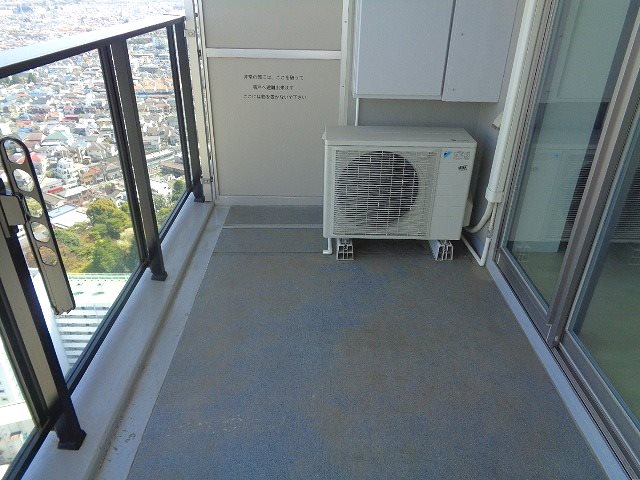 バルコニー　同物件別部屋参考写真です