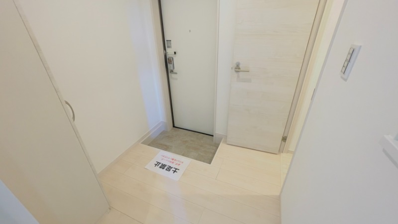 玄関　※同シリーズ写真