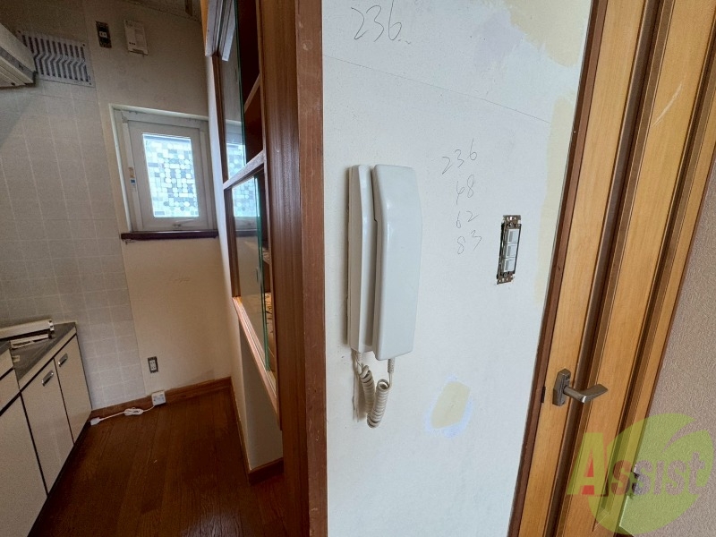 セキュリティ　インターホンは通話ができるので急な訪問があっても安心です。