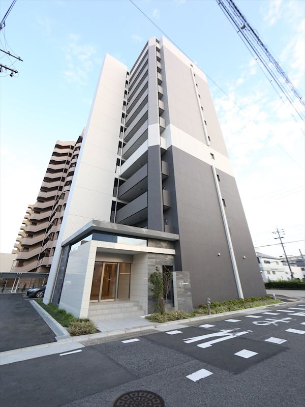 建物外観　外観　宅配ＢＯＸ　防犯カメラ　オートロック