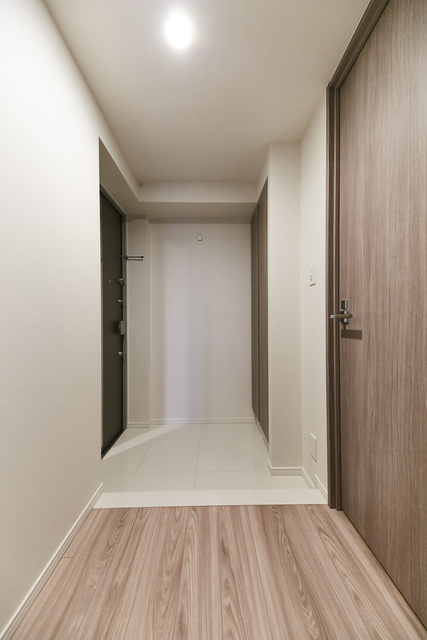 玄関　※写真は同タイプ住戸です。