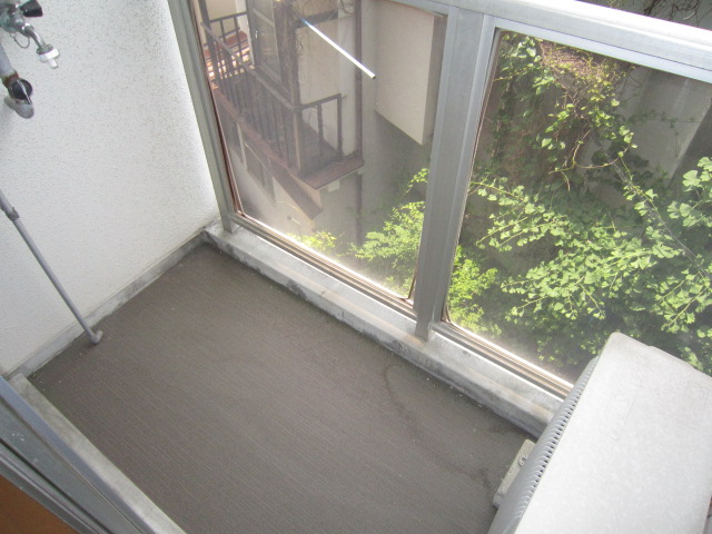 バルコニー　※写真は別のお部屋のものです。現況を優先させて頂きます。