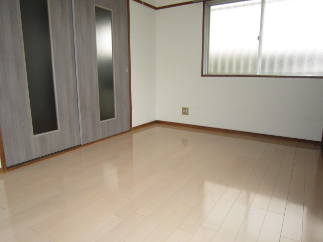 居室・リビング　※写真は別のお部屋のものです。現況を優先させて頂きます。