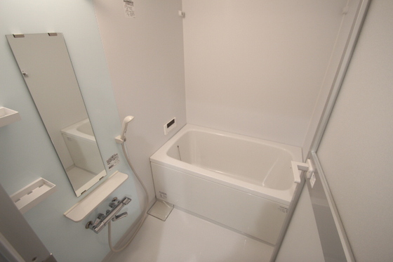 バス・シャワールーム　他号室のお写真です