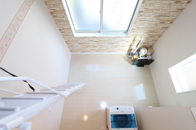 居室・リビング　同タイプ参考写真です。