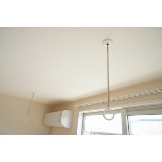 その他設備　室内物干し