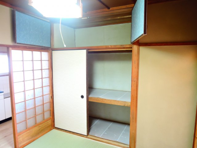 収納
