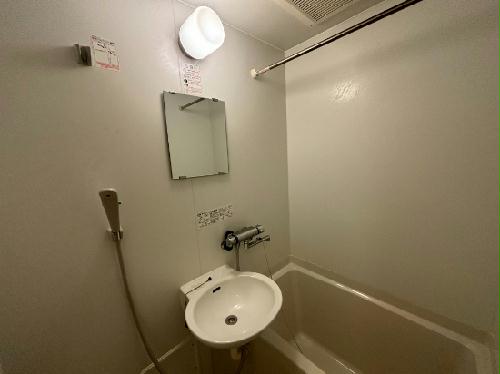 バス・シャワールーム　設備・使用は号室により異なる為、現況を優先致します。