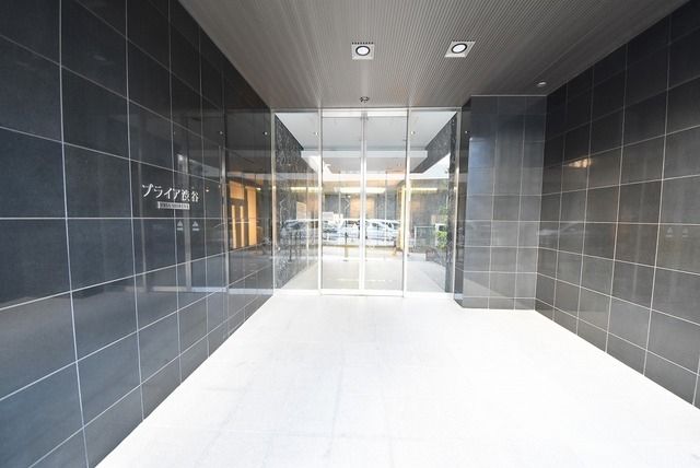 エントランス　エントランス