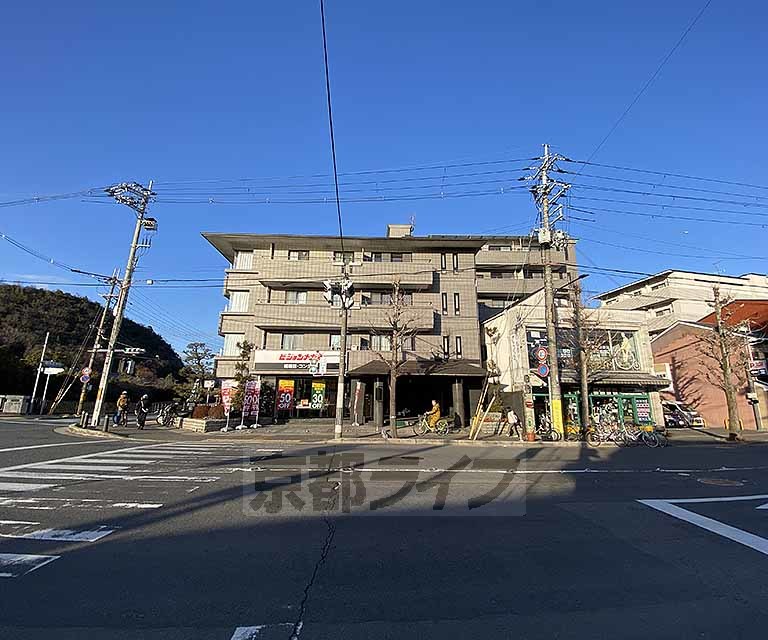 その他共有部分　建物入り口です。