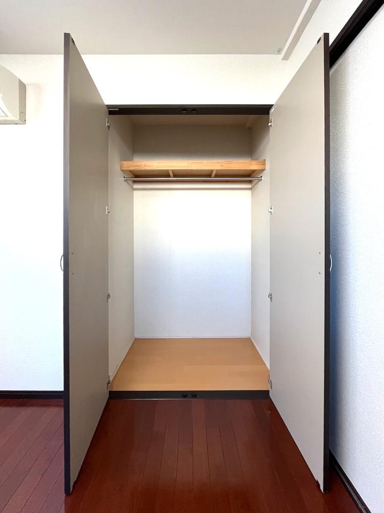 収納　各居室に収納スペースがございます！
