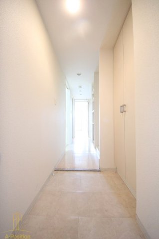 玄関　エステムプラザ梅田・中崎町IIIツインマークスノースレジデンス