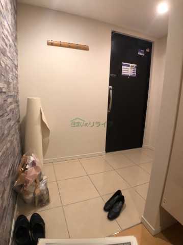 玄関　レジディアタワー上池袋