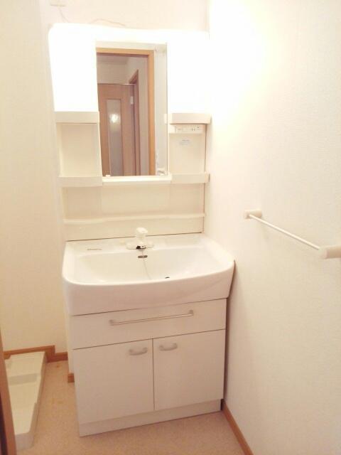 洗面設備　洗面化粧台