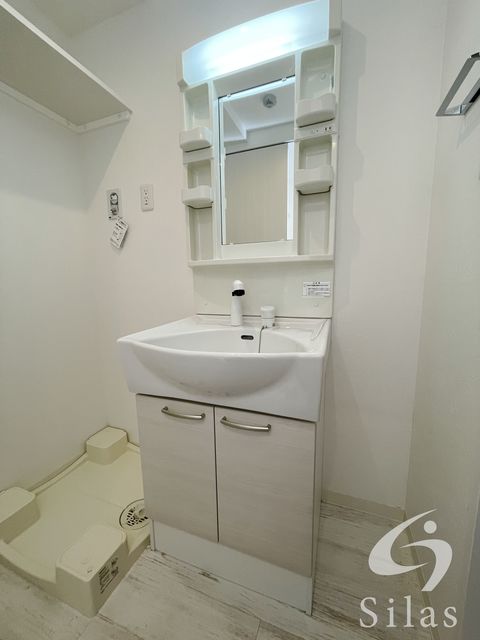 洗面設備　同仕様