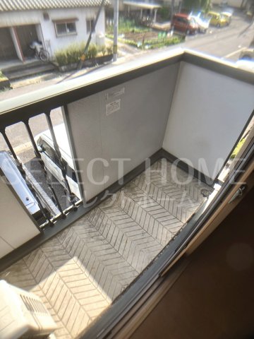 バルコニー　バルコニーがあります