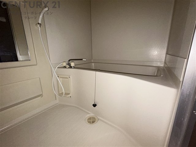 バス・シャワールーム　シンプルで清潔感のある浴室です！