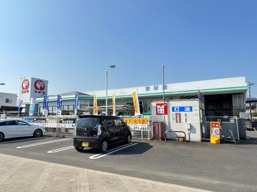 ホームセンター　コメリハード&グリーン芸濃店（ホームセンター）まで1587m