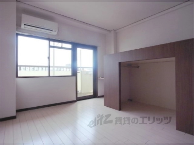 居室・リビング　洋室