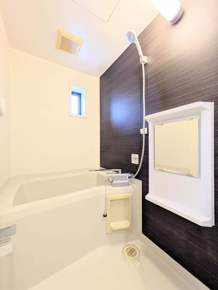 バス・シャワールーム　浴室