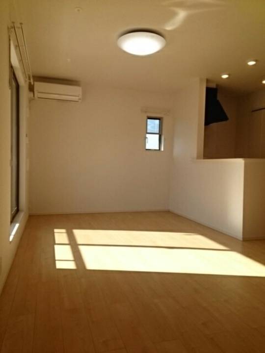 居室・リビング　リビング