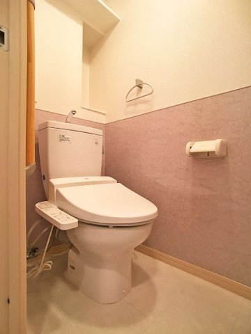 トイレ　トイレもきれいです