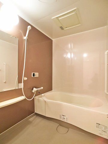 バス・シャワールーム　日々の疲れを癒すお風呂付です
