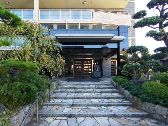 エントランス　清潔なエントランスです