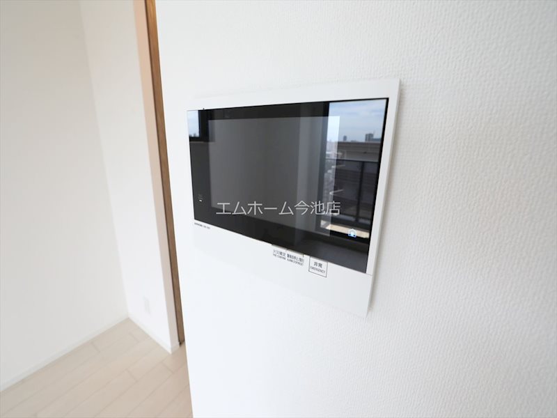 セキュリティ　TVモニター付インターホン