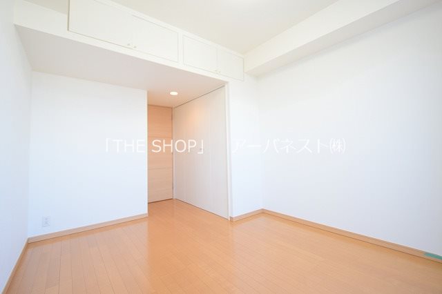 その他部屋・スペース　上部天袋つきで収納豊富!