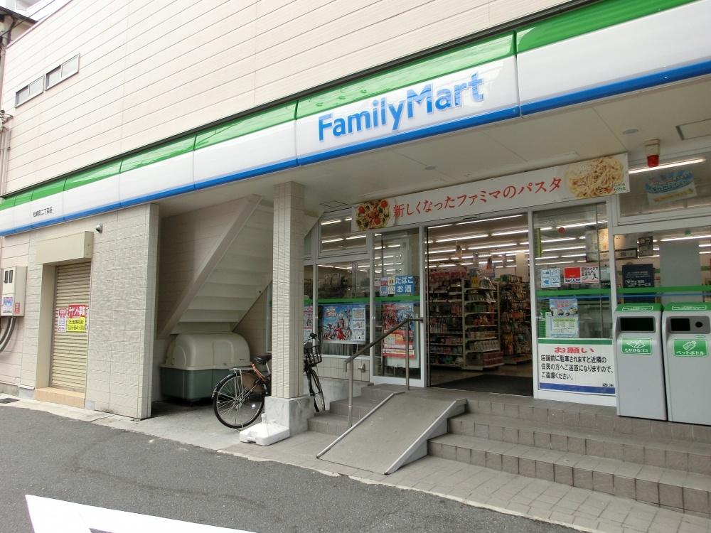 コンビニ　ファミリーマート 松崎町店（コンビニ）まで502m