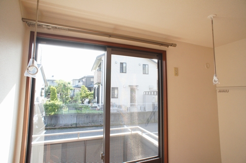 その他設備　室内物干し