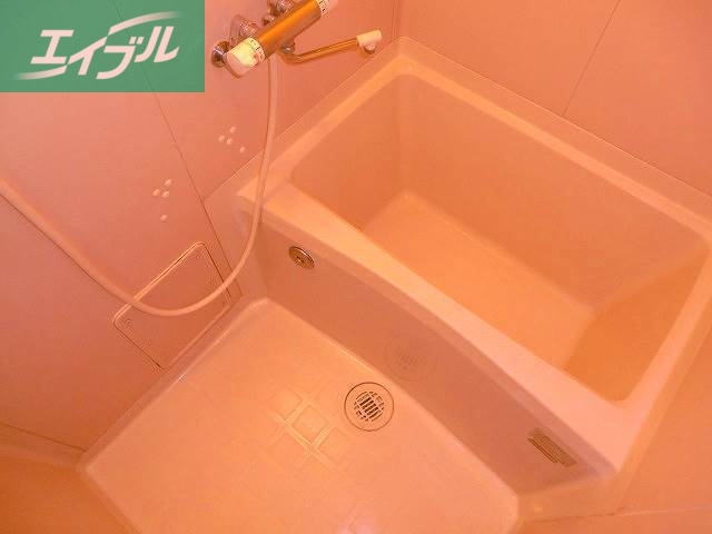 バス・シャワールーム　バスルーム