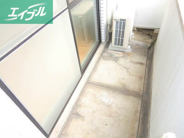 バルコニー　バルコニー