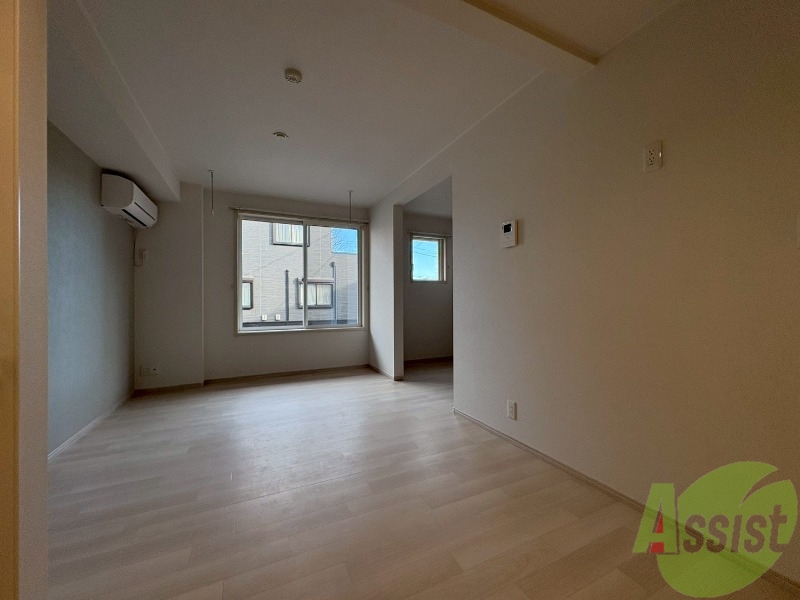 居室・リビング　８．６帖のＬＤＫです。広々としております。