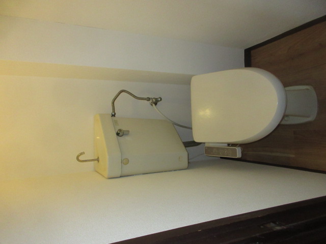 バス・シャワールーム　温水洗浄便座付き