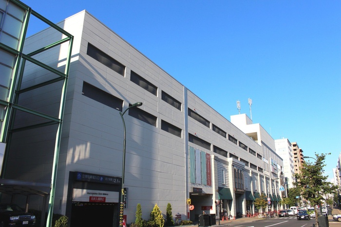 ショッピングセンター　マルヤマクラス（ショッピングセンター）まで155m