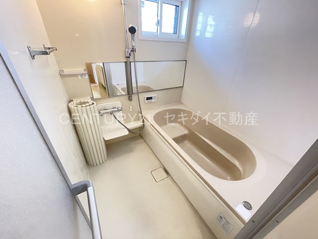 バス・シャワールーム　一坪タイプの大きな浴槽